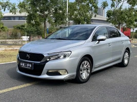 DS 5LS 2014 1.8L Automatic Comfort VTi140