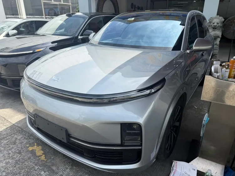 Li Auto Li L8 2023 Pro