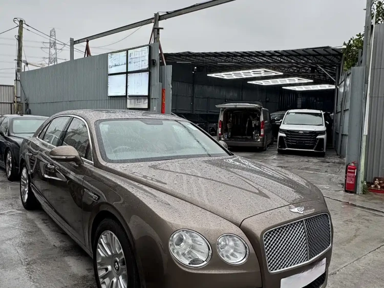 Bentley Flying Spur 2015 6.0T W12 Luxury Edition