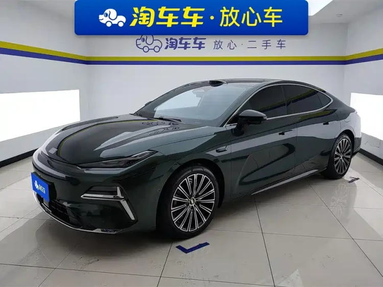 Geely Galaxy Galaxy Xingyao 8 2025 130km EM-P Starship Edition