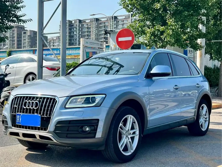 Audi Q5 2017 Plus 40 TFSI Comfort
