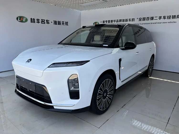 NIO ES8 2025 Model 6-Seat Executive Luxury Edition