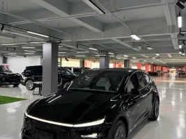 Tesla Model Y L 2025 Facelift Long Range AWD
