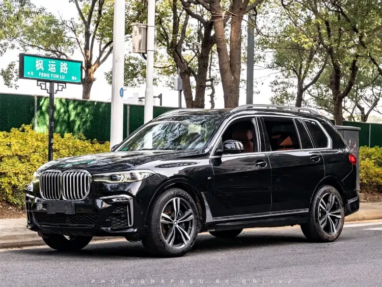 BMW X7 2020 xDrive40i Premium M Sport Package