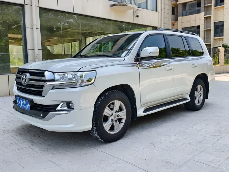 Toyota Land Cruiser (Import)