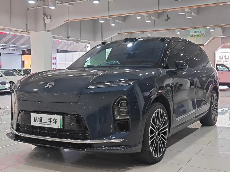 NIO ES8 2025 Base Model