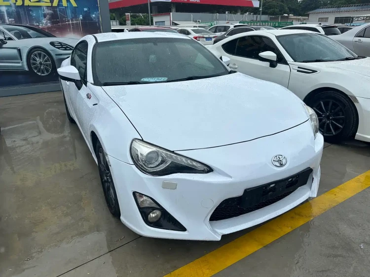 Toyota 86 2014 2.0L Automatic Luxury