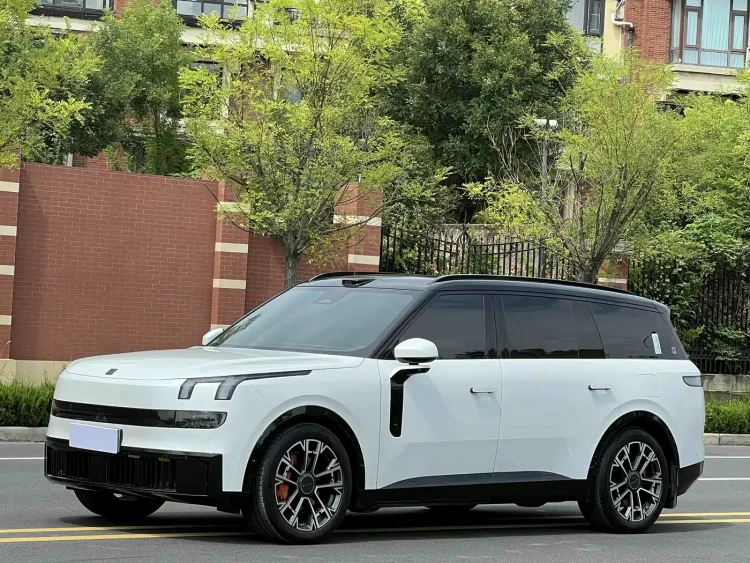 Lynk & Co 900 2025 2.0T Ultra