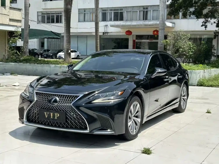 Lexus LS 2020 500h Excellence (China VI)