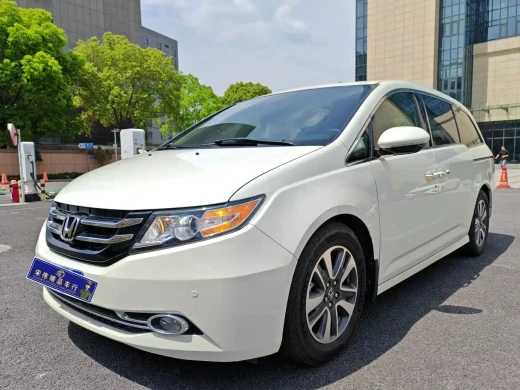 Honda Odyssey (Import) 2015 Special Edition