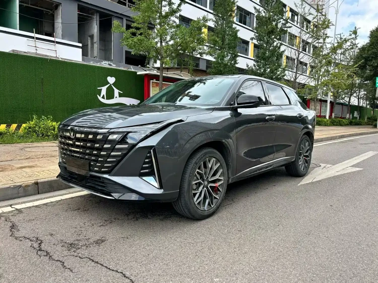 Changan UNI-Z 2025 1.5T Luxury Edition