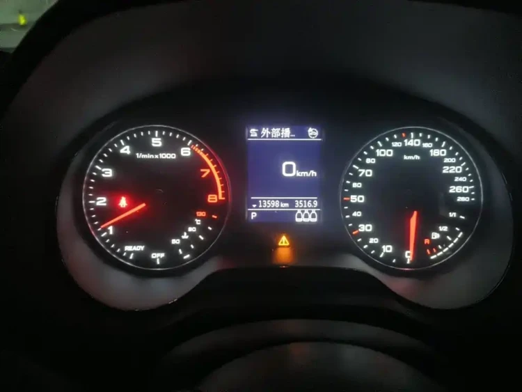 Audi Q2L 2022 35 TFSI Progressive Elegance
