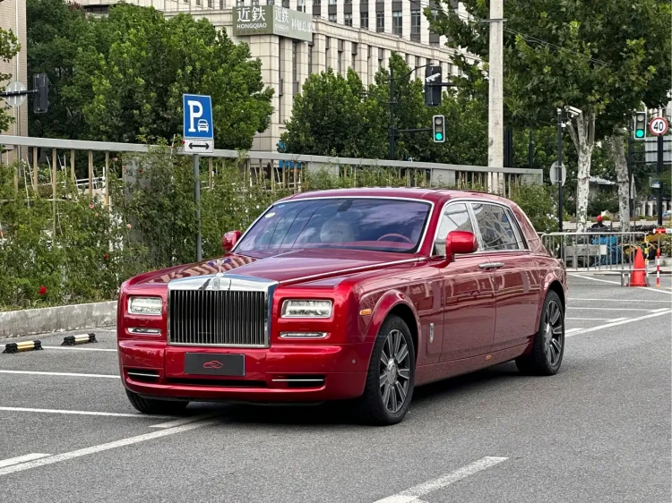 Rolls-Royce Phantom 2016 6.7L Peak Journey Collector's Edition