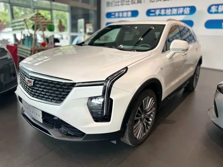 Cadillac XT4 2024 28T 2WD Premium