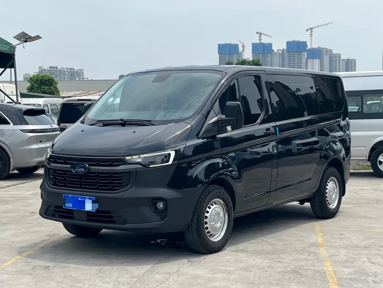 Ford Transit 2023 Model 2.0T Diesel Manual Multi-Purpose Commercial Vehicle Short Wheelbase Medium Roof 5/6-Seater