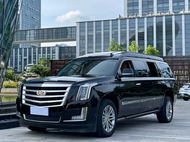 Cadillac Escalade 2017 6.2L ESV Platinum Extended