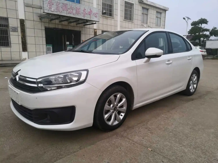 Citroën C4 C-Quatre 2016 Happy Edition 1.6L Automatic Comfort Type