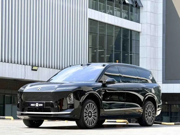 NIO ES8 2025 Model 6-Seat Executive Luxury Edition