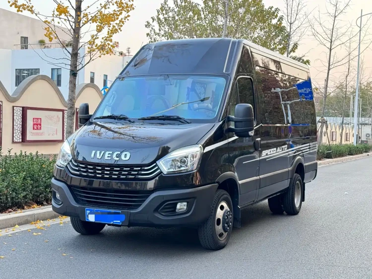Iveco Daily 2021 3.0T Manual Yunrui Long Wheelbase High Roof Manual Door
