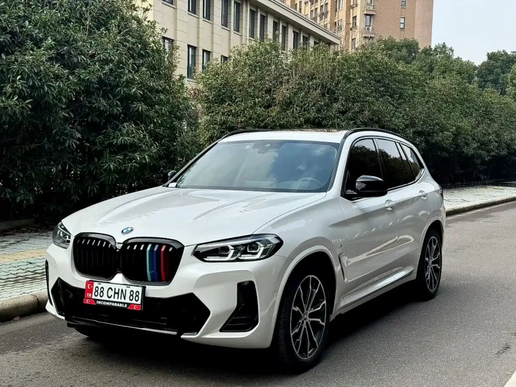 BMW X3 2022 xDrive30i Leading M Night Package