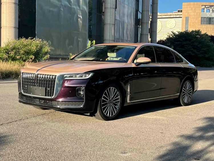 Hongqi H9 2022 2.0T Smart Connect Flag Smooth Edition