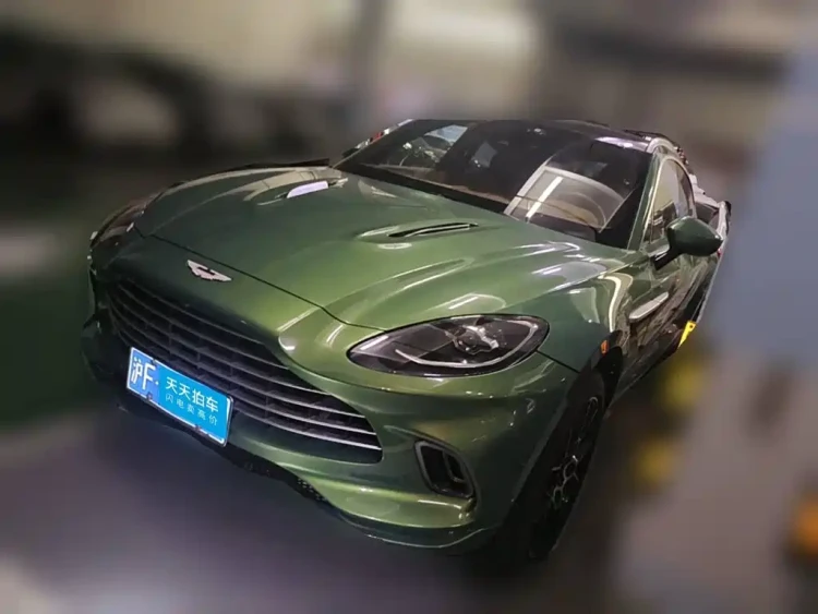 Aston Martin DBX 2020 4.0T V8
