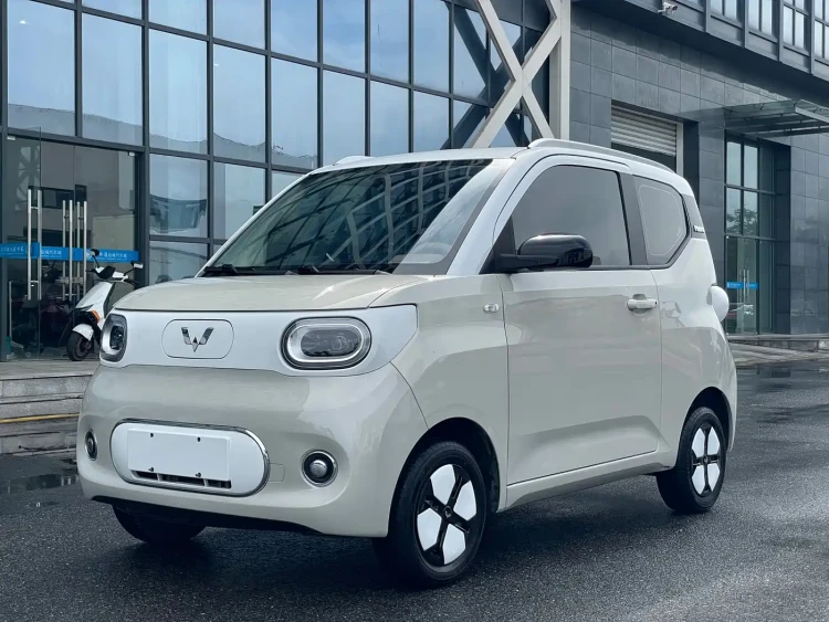 Wuling Motors Hongguang MINIEV 2024 3rd Gen 215km Advanced
