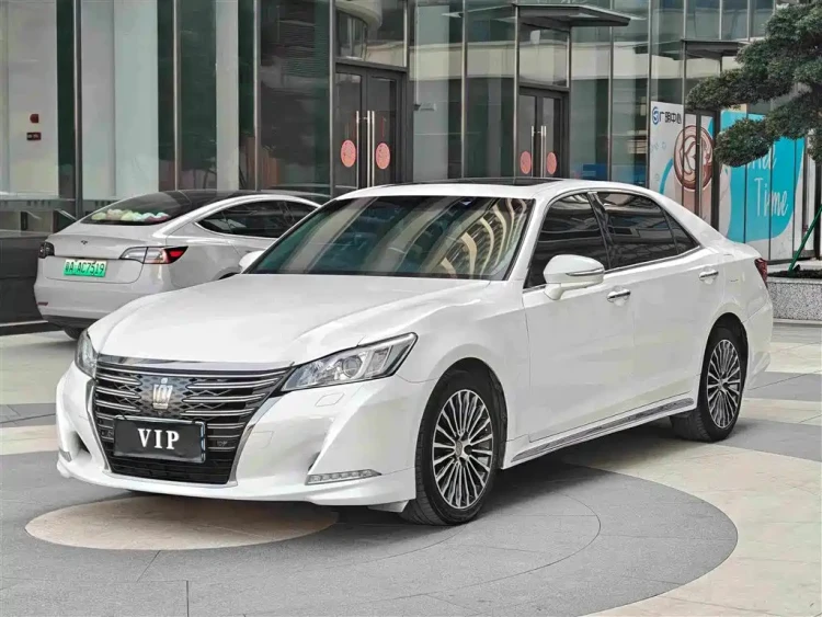 Toyota Crown 2018 2.0T Sport Edition