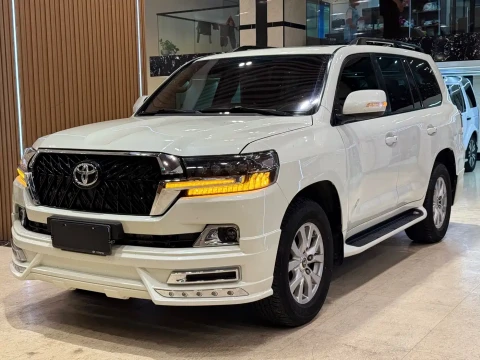 Toyota Land Cruiser 2012 4.6L Automatic VX-R