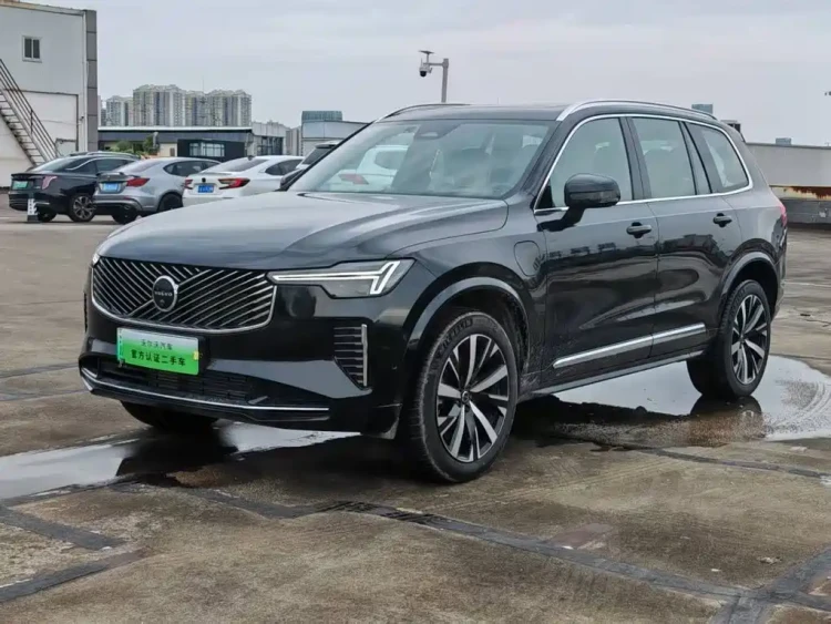Volvo XC90 Plug-in Hybrid 2025 Facelift T8 Smart Premium Luxury 7-seater