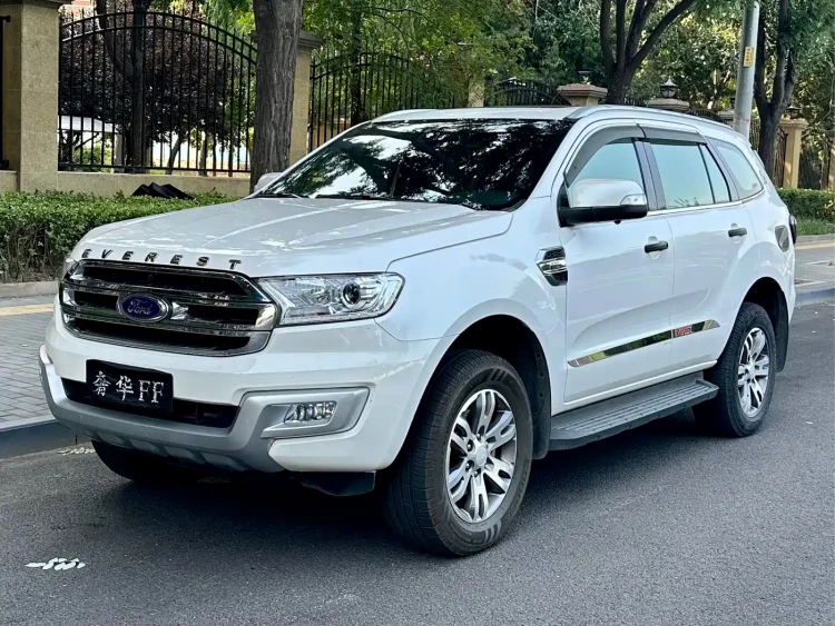 Ford Everest 2017 2.2T Diesel Manual 4WD Luxury Edition 7-Seater