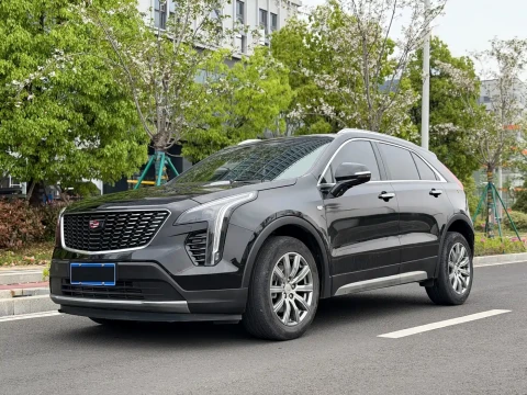 Cadillac XT4 2021 28T FWD Luxury Edition