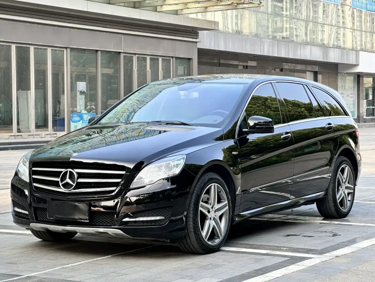 Mercedes-Benz R-Class 2017 R 400 4MATIC Collector's Edition