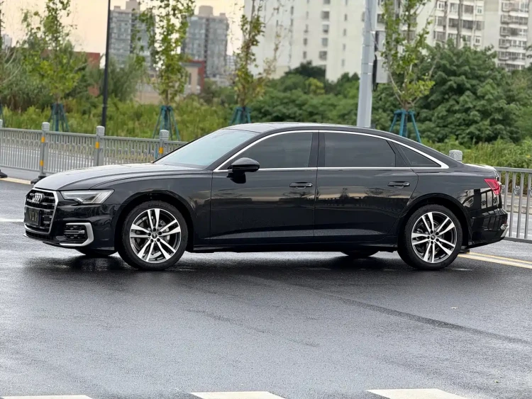 Audi A6L 2025 40 TFSI Luxury Sport