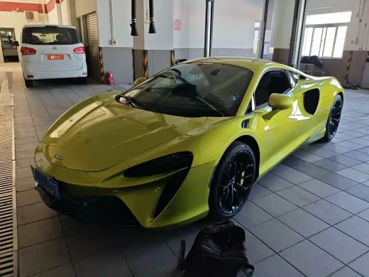 McLaren Artura 2023 3.0T Hybrid Standard