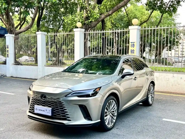 Lexus RX 2023 350h 4WD Pure Edition