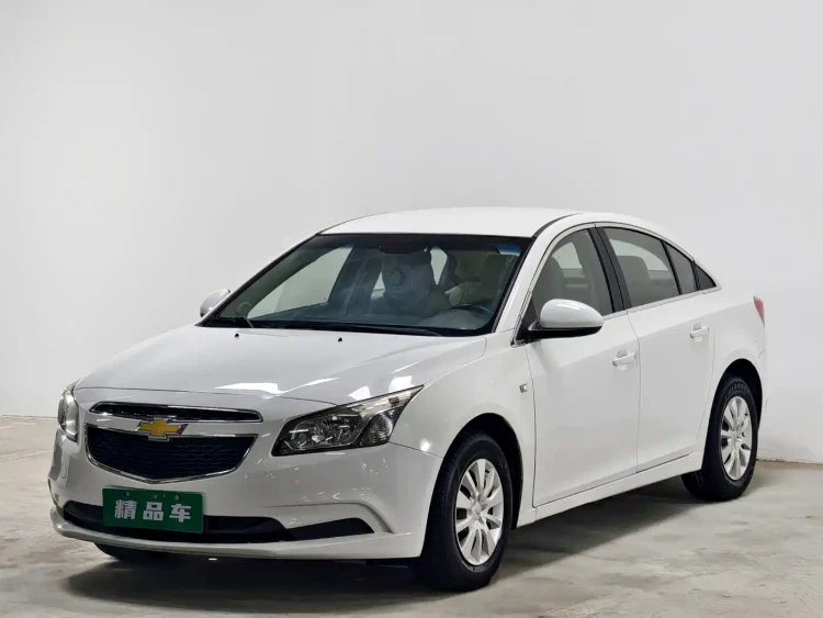 Chevrolet Cruze 2015 1.5L Classic SE AT