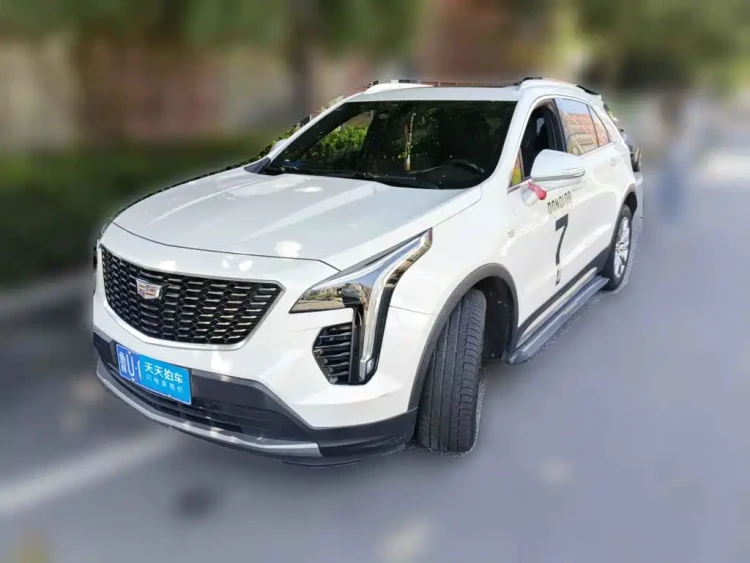 Cadillac XT4 2018 28T FWD Leading Edition