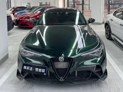 Alfa Romeo Giulia 2020 2.0T 280HP Luxury Edition