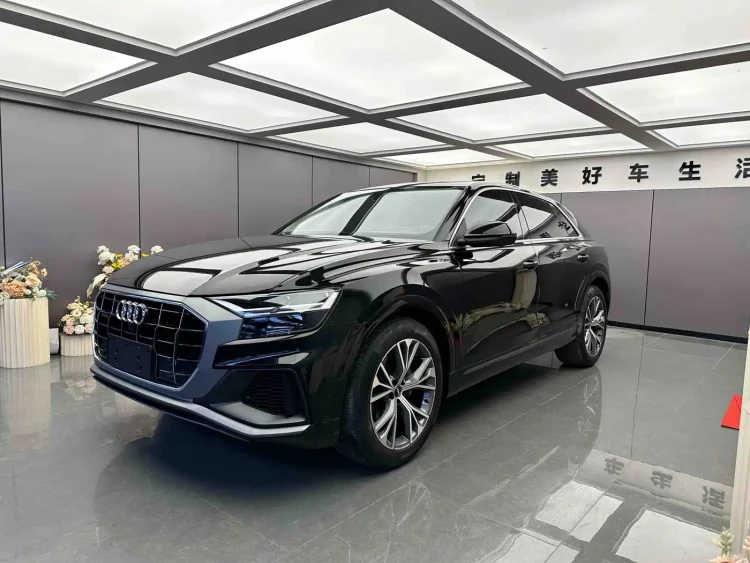 Audi Q8 2022 55 TFSI Luxury Dynamic