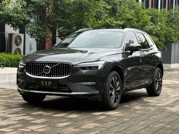 Volvo XC60 2022 B5 AWD Inscription