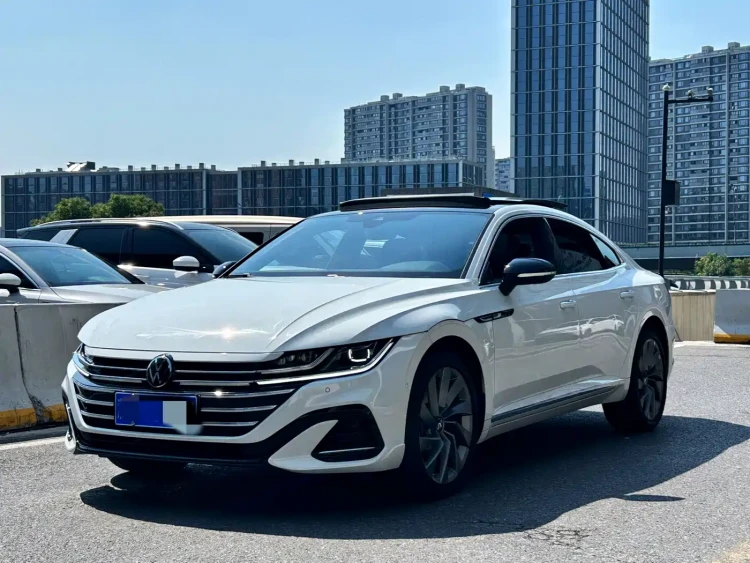 Volkswagen FAW-Volkswagen CC 2024 380TSI Eye-catching Public Sharing Edition