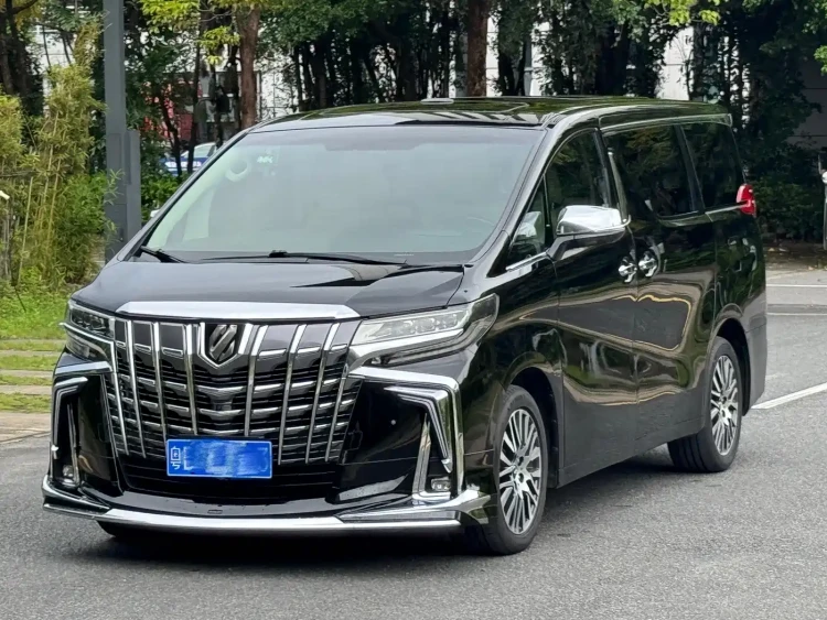 Toyota Alphard 2018 3.5L Luxury