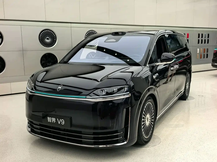 Zhijie Zunjie MPV 2026 Model Mid-Range Edition