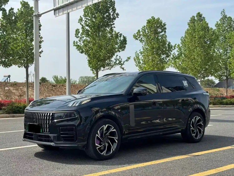 Lynk & Co 09 EM-P 2021 2.0T PHEV Ultra 6-seater
