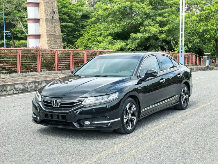 Honda Spirior 2015 2.4L Premium Edition