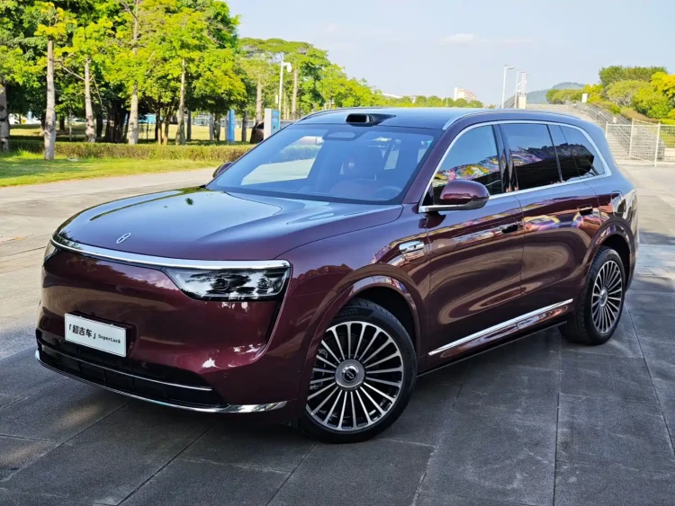 AITO Wenjie AITO M8 2025 Model Extended Range Ultra Edition 53.4kWh 5-Seater