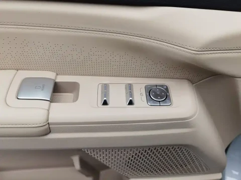 Jetour Shanhai L7 PLUS 2025 Model Base Trim 7-Seater