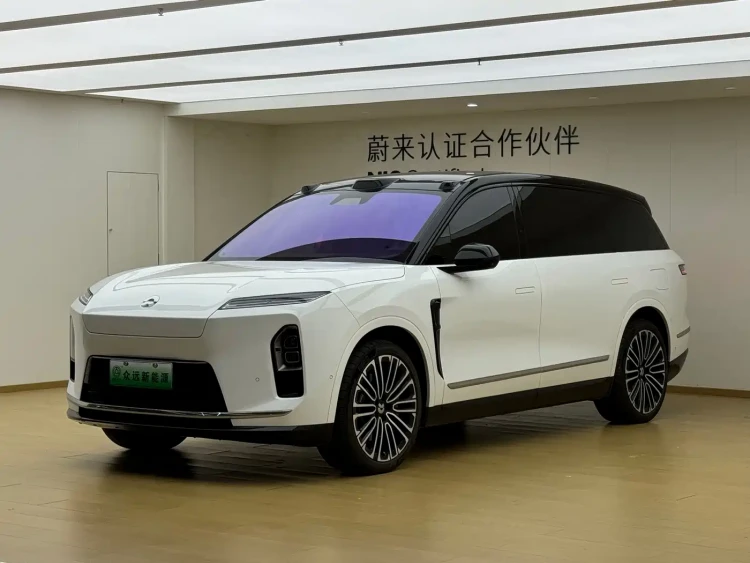 NIO ES8 2025 Base Model