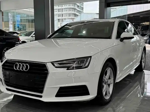 Audi A4L 2017 40 TFSI Fashion Edition